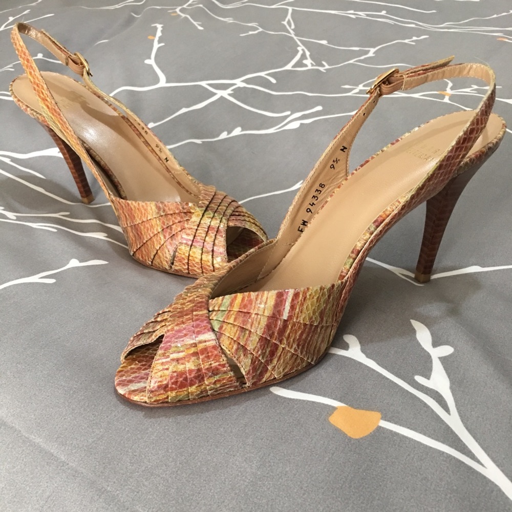 NWOT STUART WEITZMAN SLINGBACK PEEP-TOE HEELS